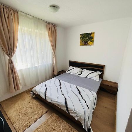 Apartament Yasmy Lejlighed Orşova Eksteriør billede